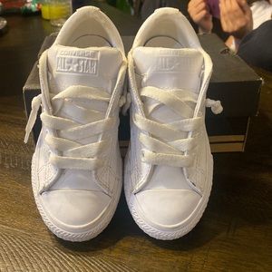 Only worn a handful times